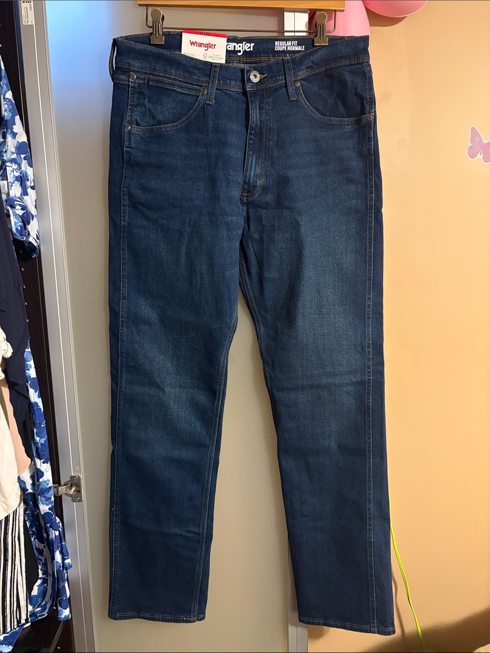 BNWT Wrangler Men's Straight Jeans-Dark Blue